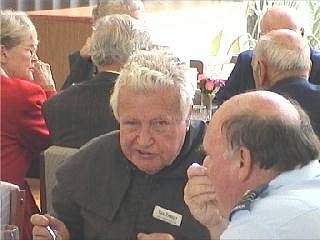 460amb16.jpg (18747 bytes)