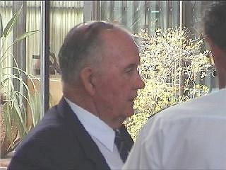 460amb33.jpg (22430 bytes)