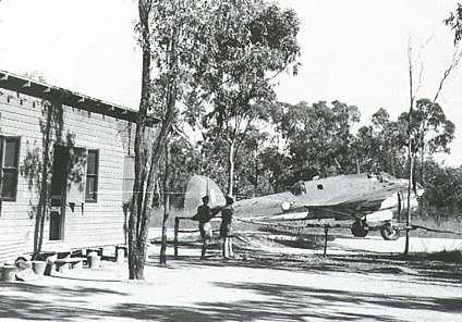 7sqn.jpg (50695 bytes)