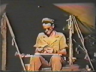 lou16.jpg (12305 bytes)