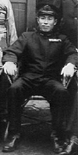 mitz02.jpg (12276 bytes)