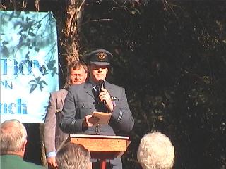 pe01.jpg (17458 bytes)