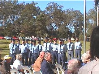 pe14.jpg (26199 bytes)